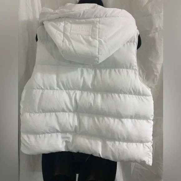 Gameday Couture Alabama Crimson Tide white puffer hooded winter vest size Medium